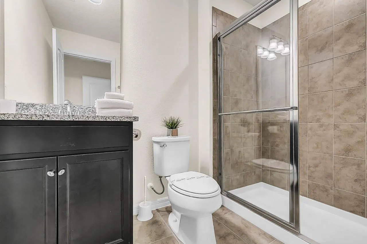 5 Bedrooms - 4,5 Bathrooms - Solterra 4643 Td