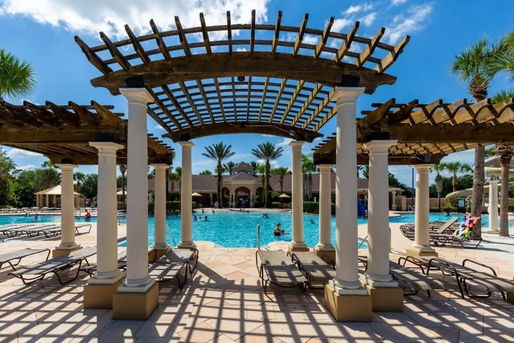 Villa Windsor Hills 5 Bed, 5 Bath 2500 *