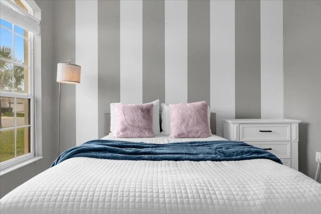 Prázdninový dům 5 Bedrooms - 3,5 Bathrooms - Windsor Palms 8017 Kp