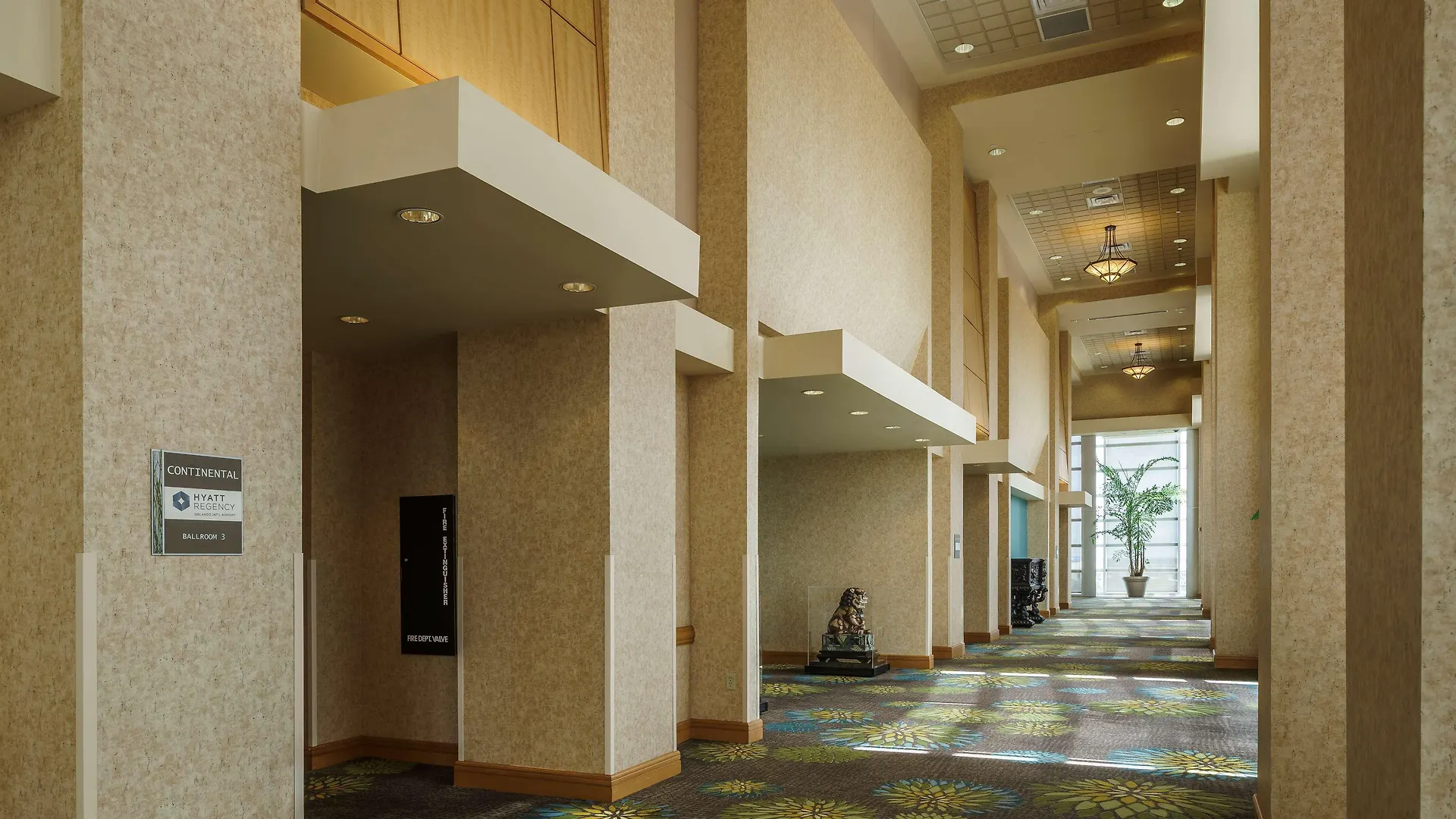 Hyatt Regency International Airport 4* Orlando