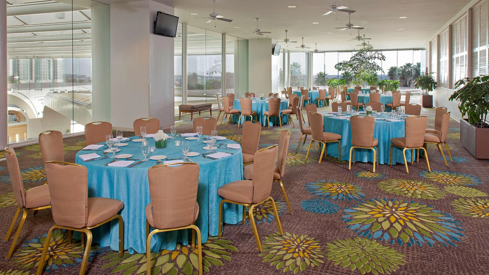 Hyatt Regency International Airport