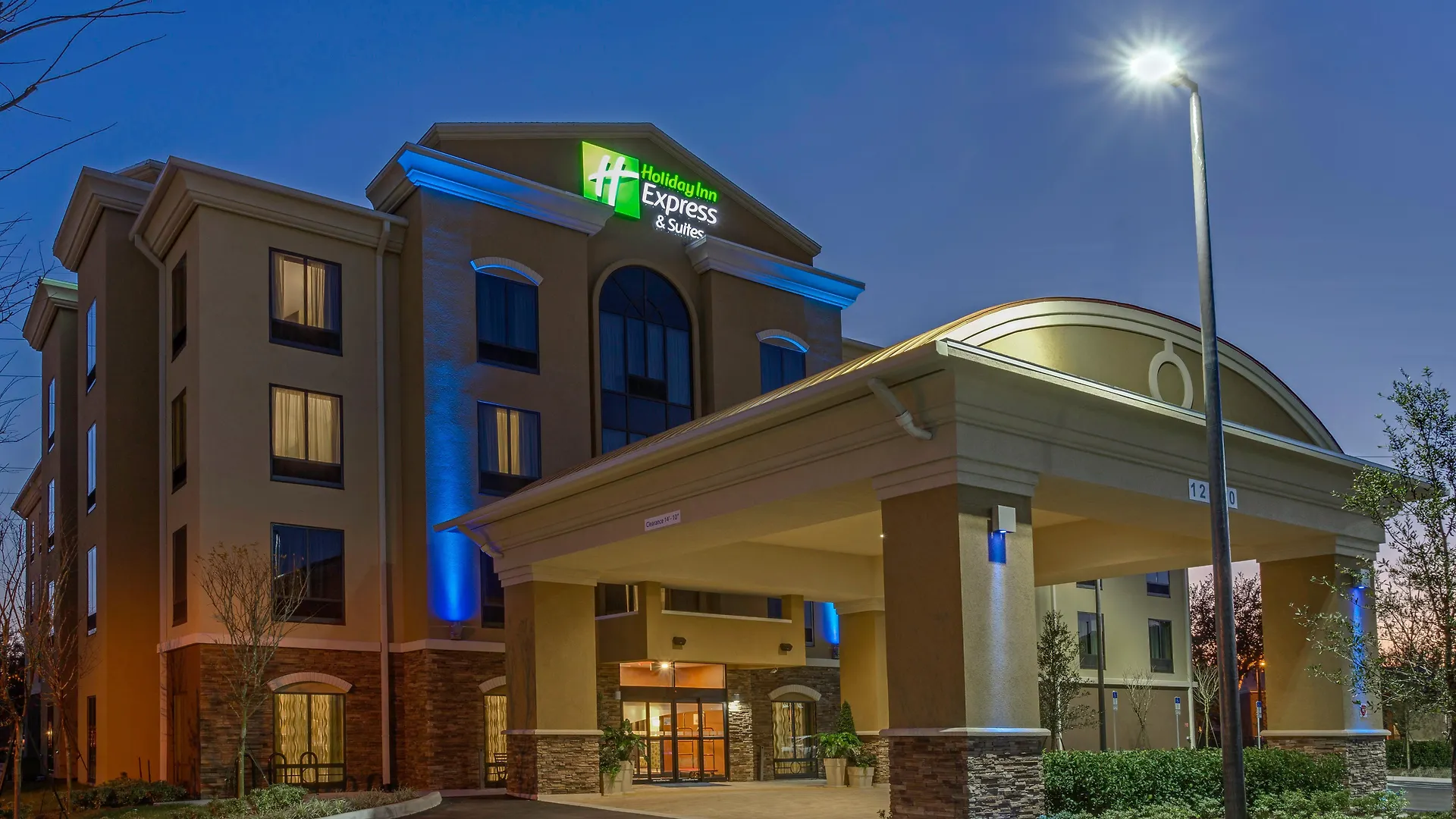Hotel Express & Orlando East-ucf Area By Ihg
