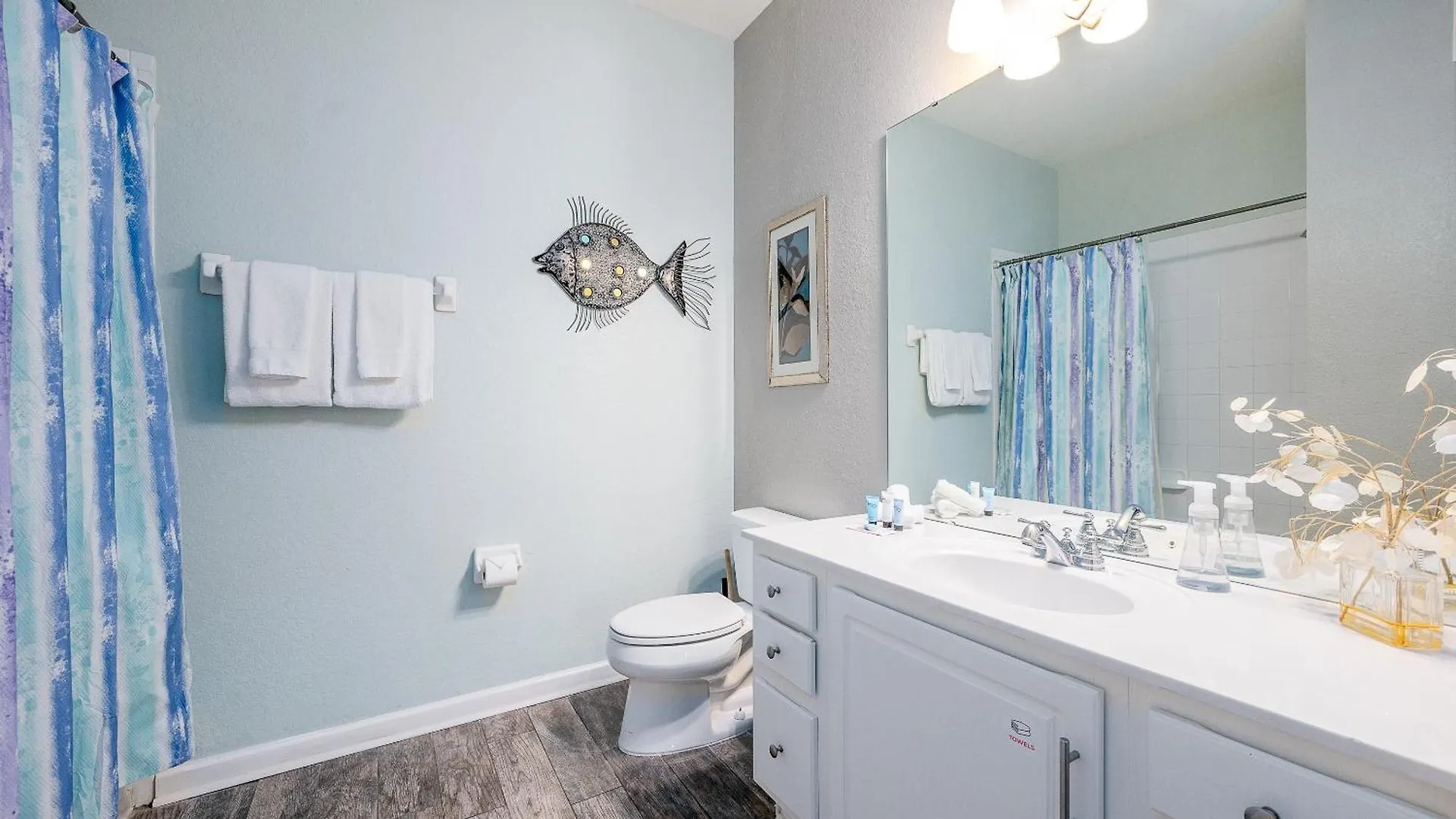Cayview Avenue Unit 103 Διαμέρισμα *