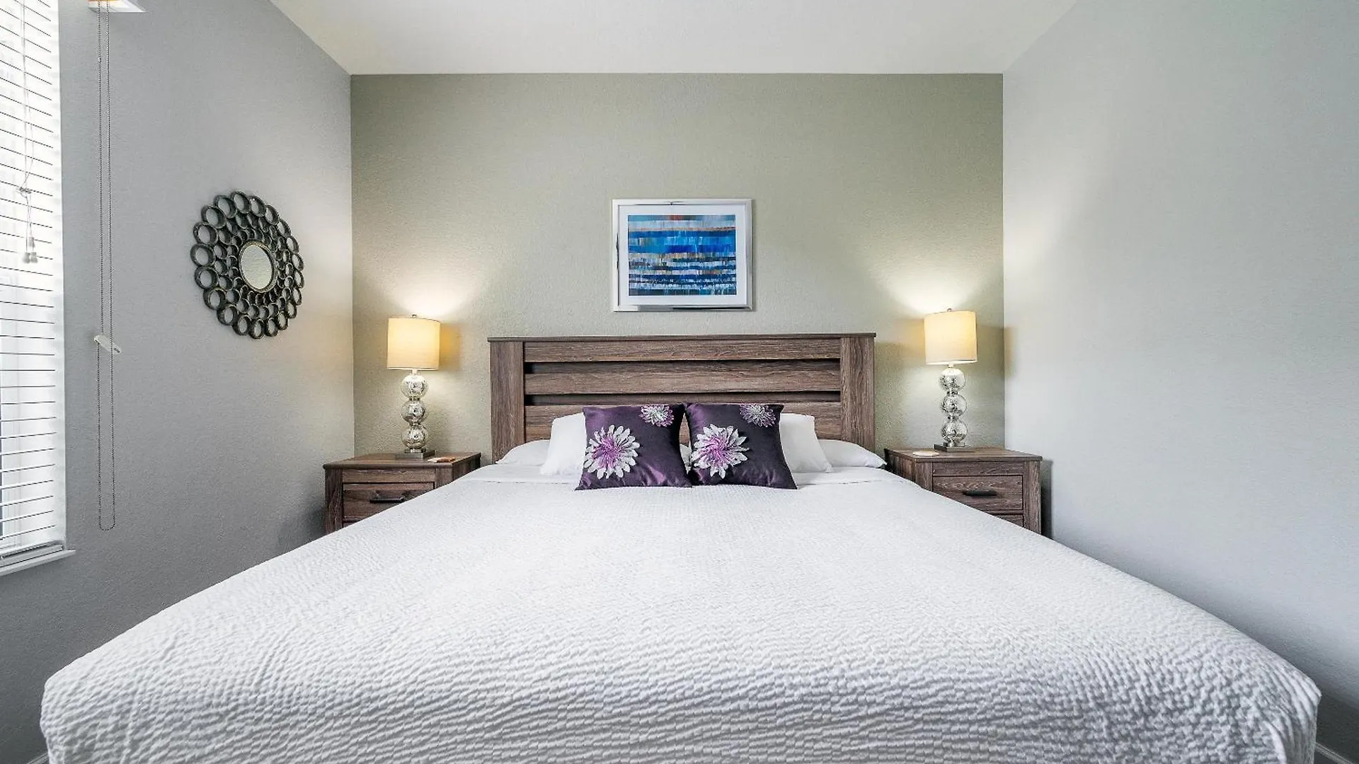 Διαμέρισμα Cayview Avenue Unit 103 *