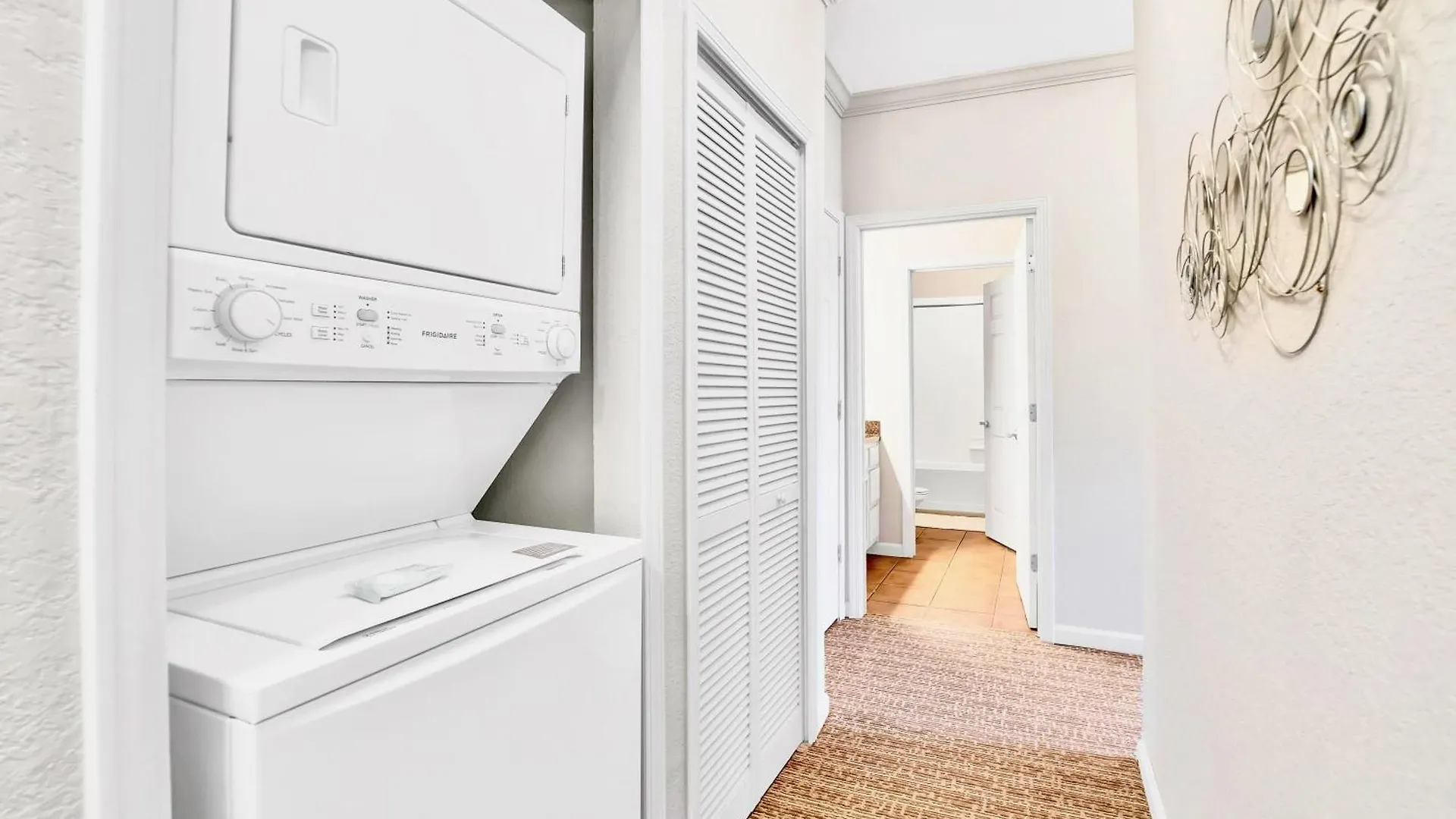 Upscale 3br Near - Pool And Hot Tub! *
