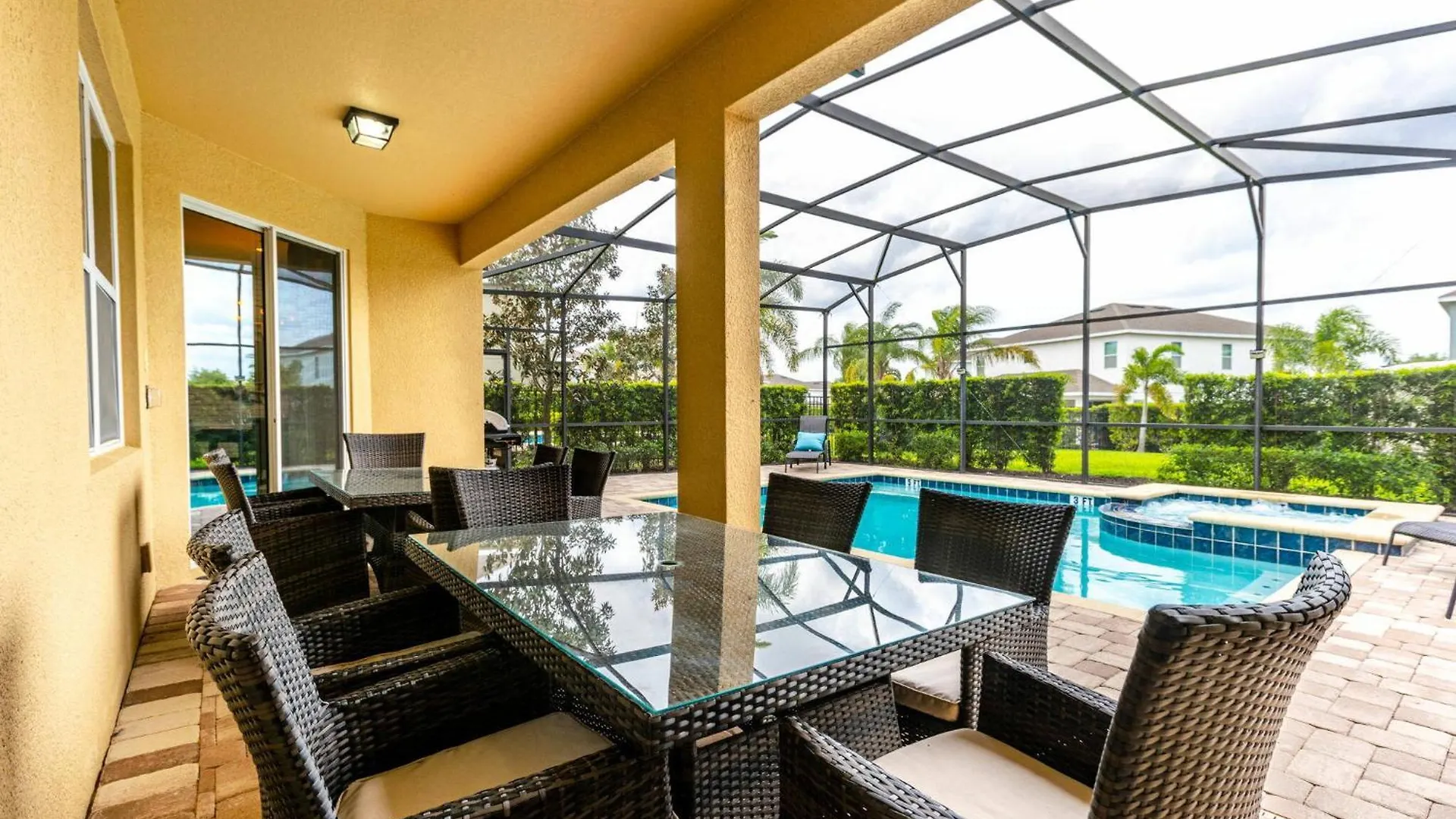 Casa de Férias Encore 6 Bedroom Vacation With Pool 2300 Orlando