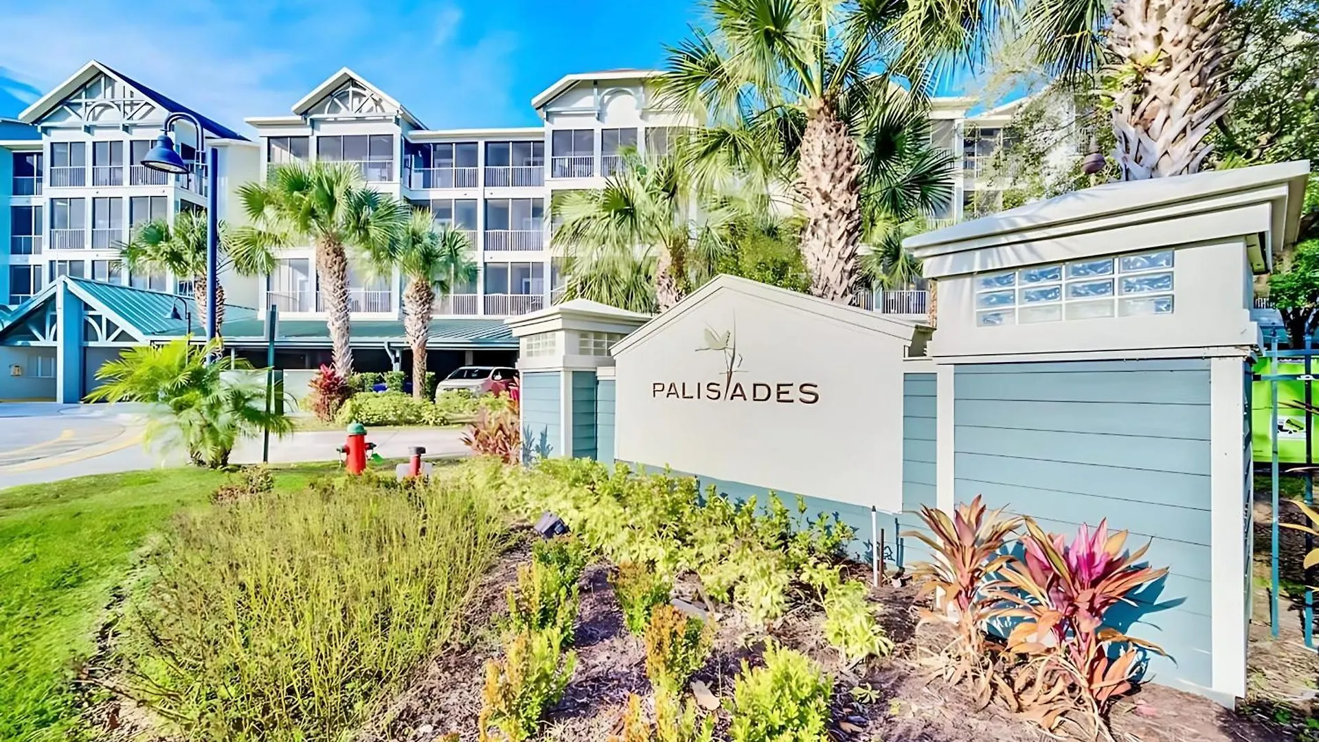 Upscale 3br Near - Pool And Hot Tub! 度假居