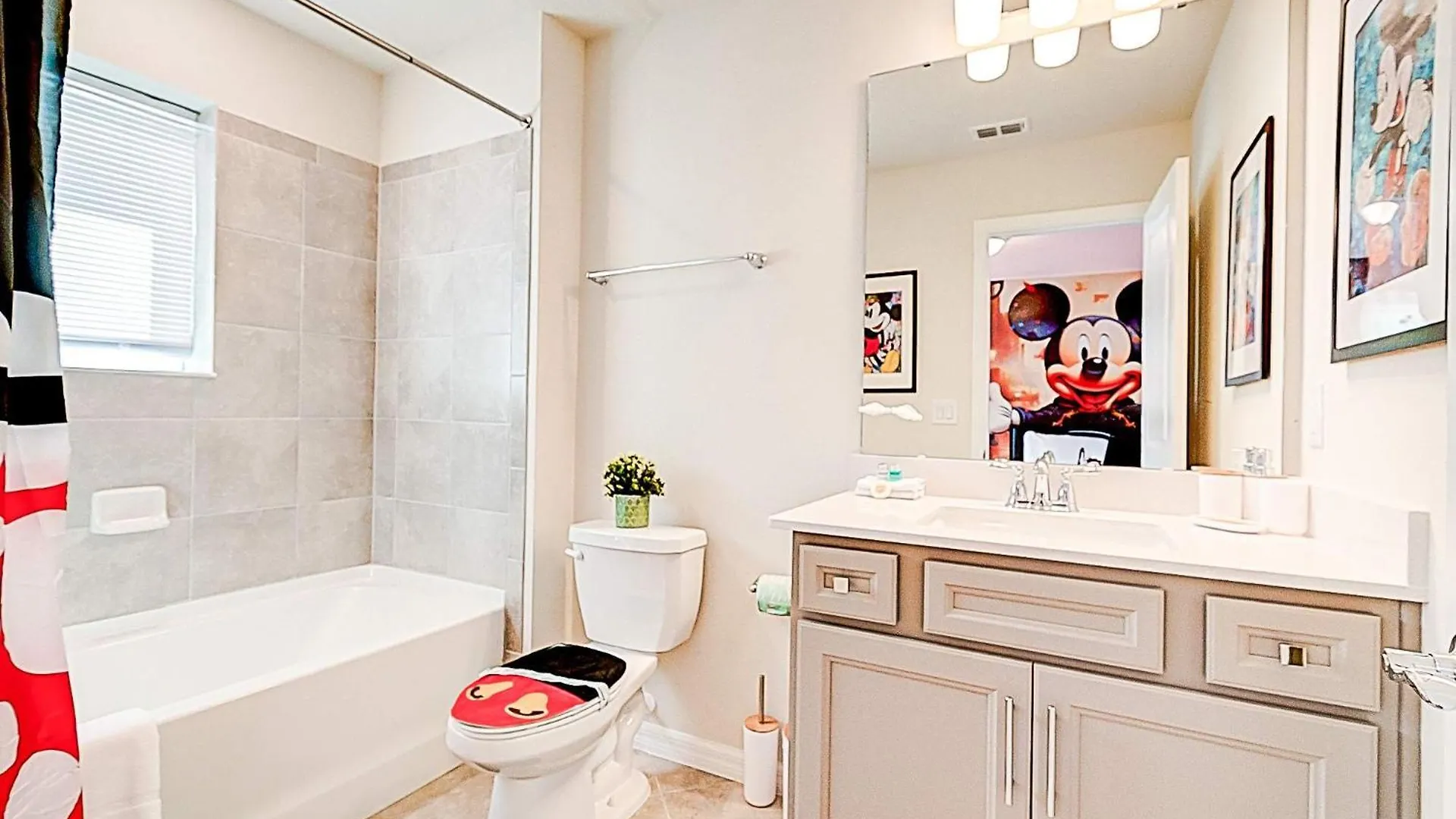 15976 Spacious & Charming Family Getaway
