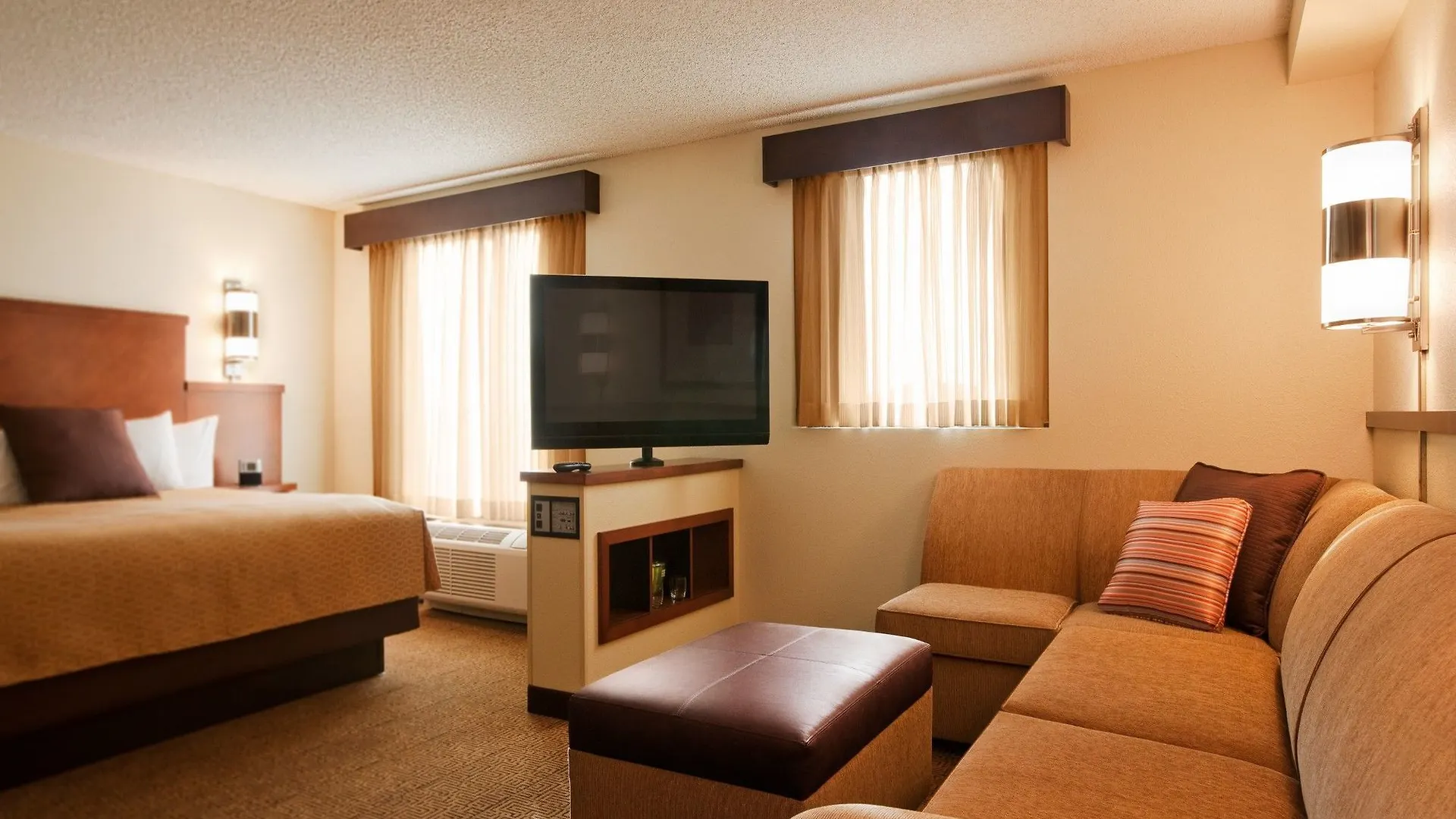 Hyatt Place Across From Universal