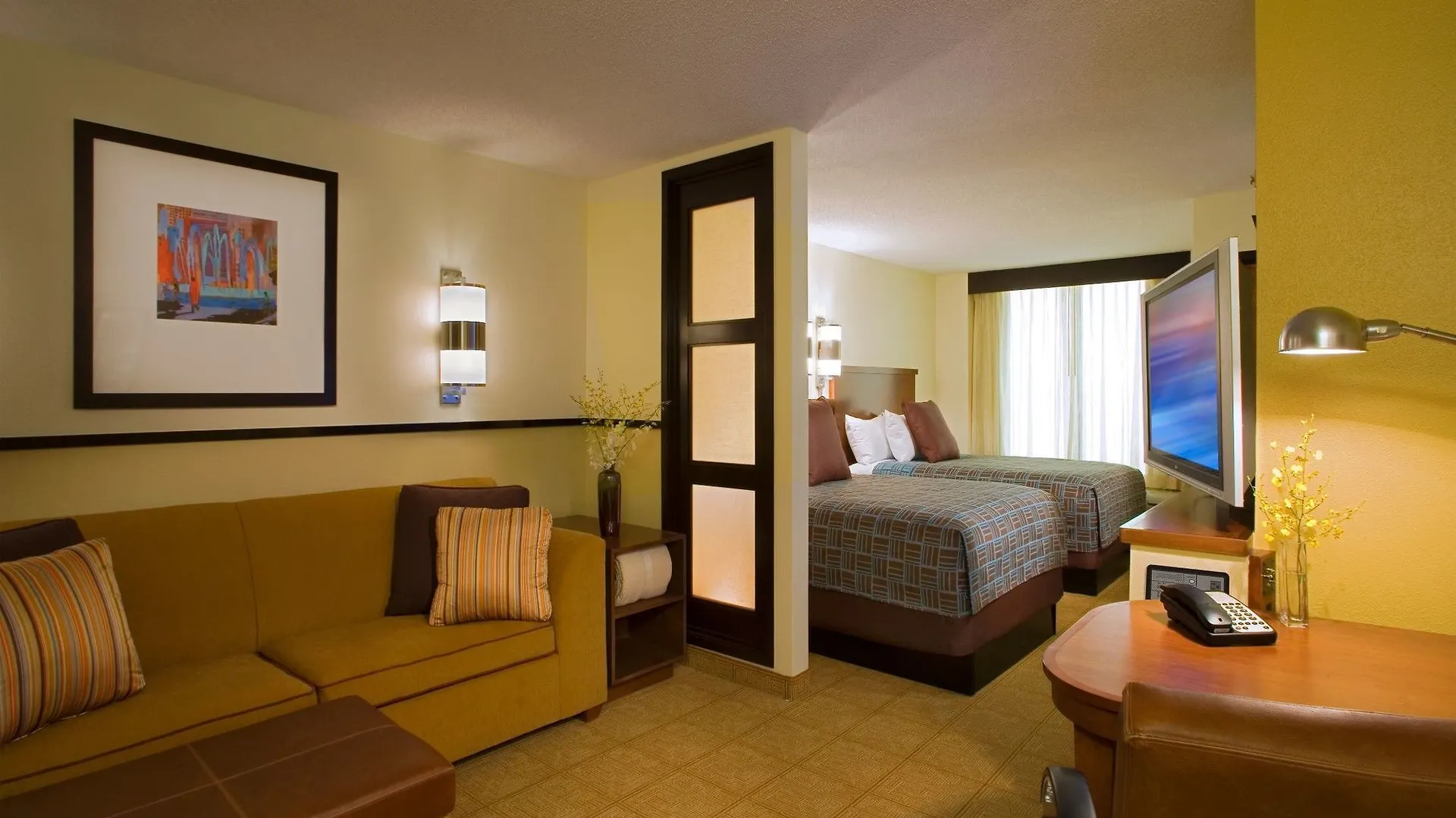 Hotel Hyatt Place Across From Universal 3*