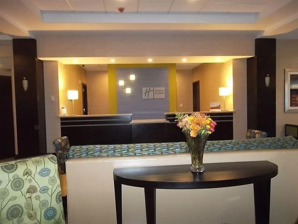 Express & Orlando East-ucf Area By Ihg Hotel Alafaya