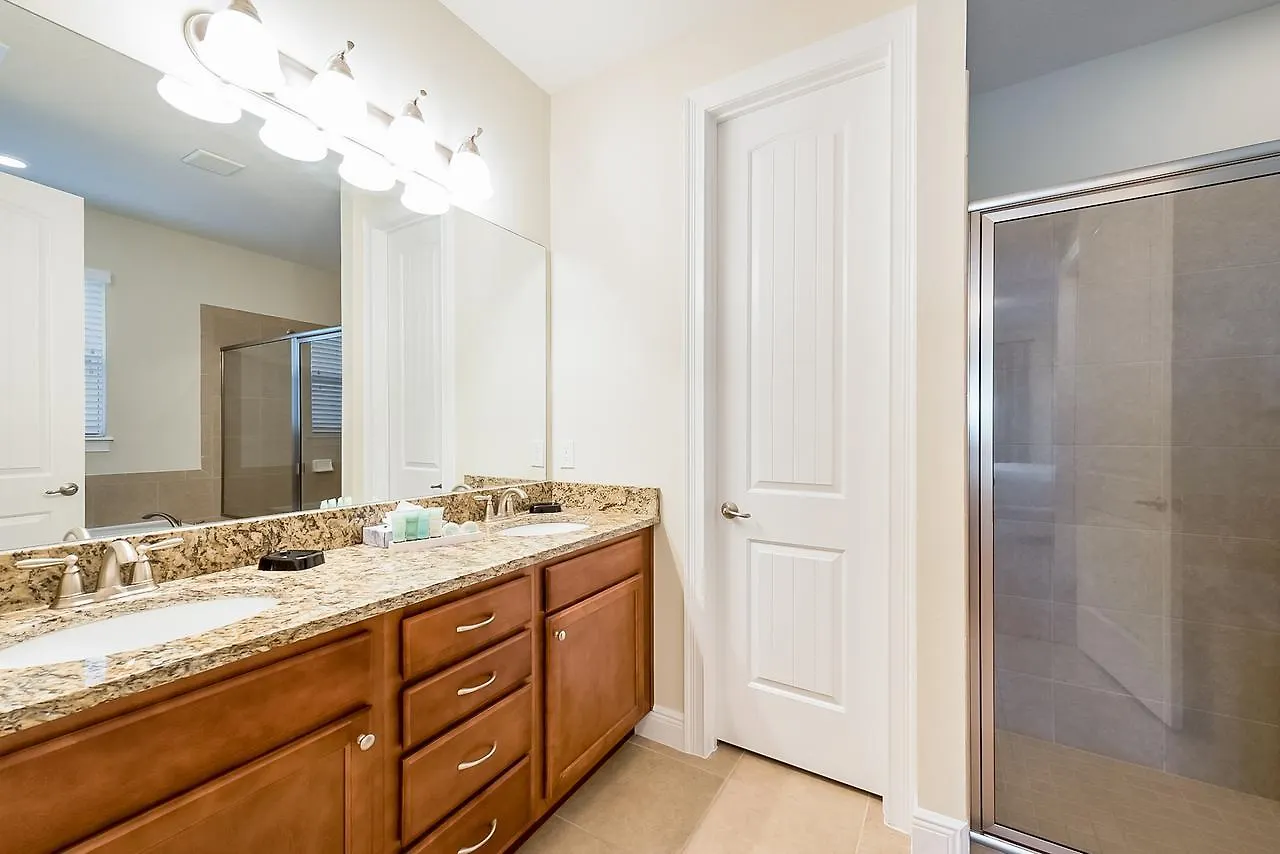 Welcoming Near With Water Park Access By Rentyl - 761l Villa Orlando