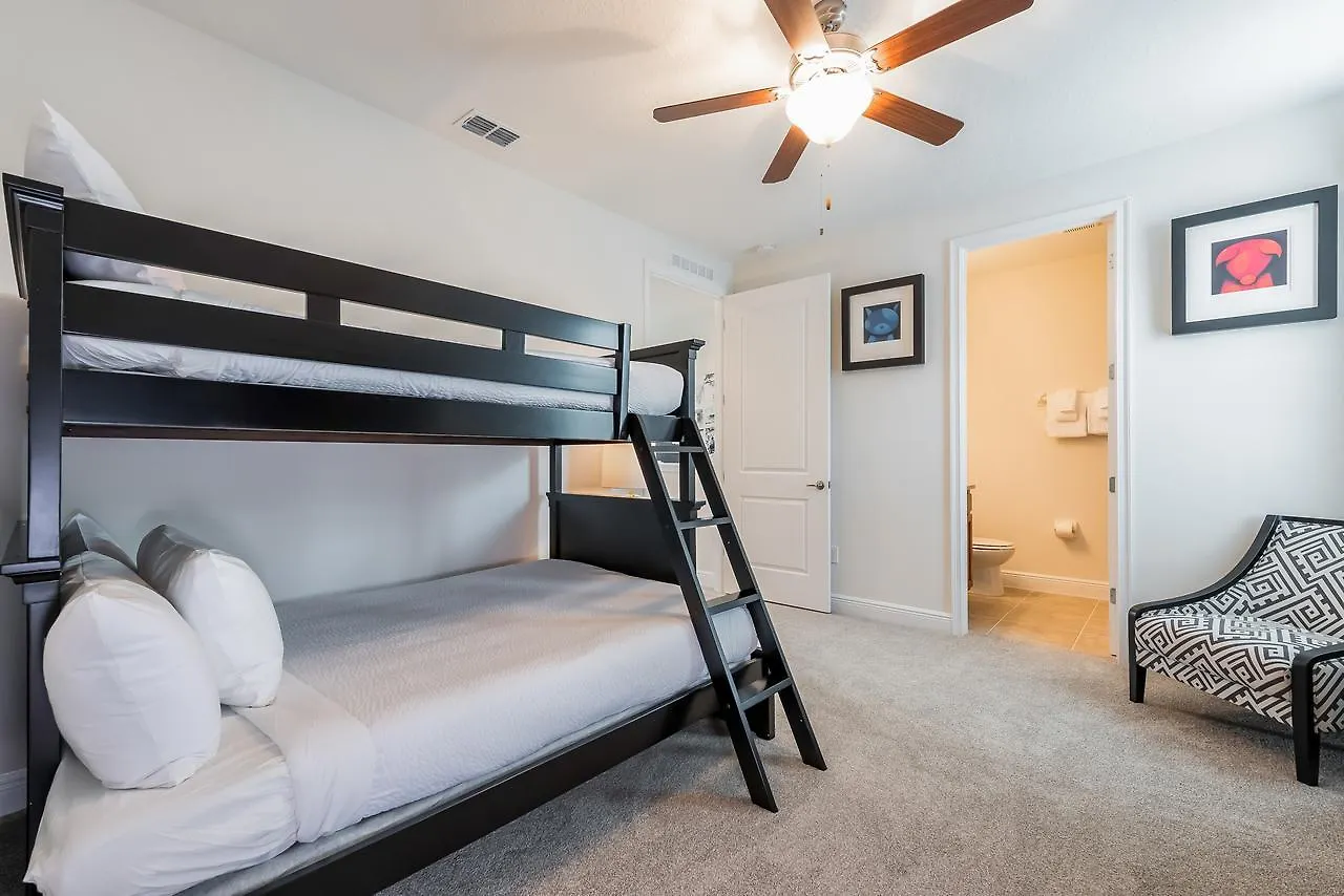 Vakantiehuis Cozy By Rentyl Near With Private Pool & Amenities - 470b Orlando