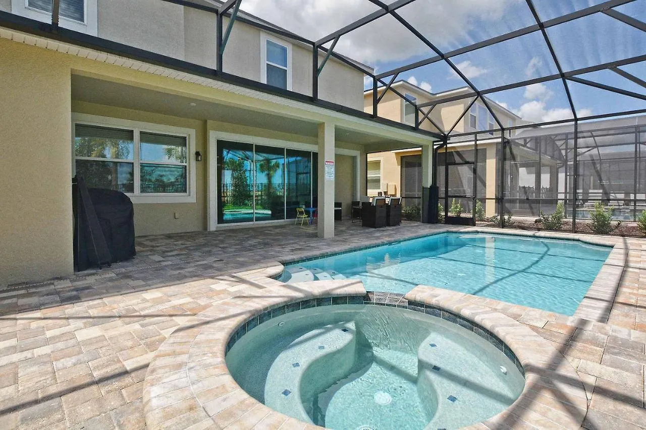 Solara - 9 Bedrooms House W/pool-8100sa *