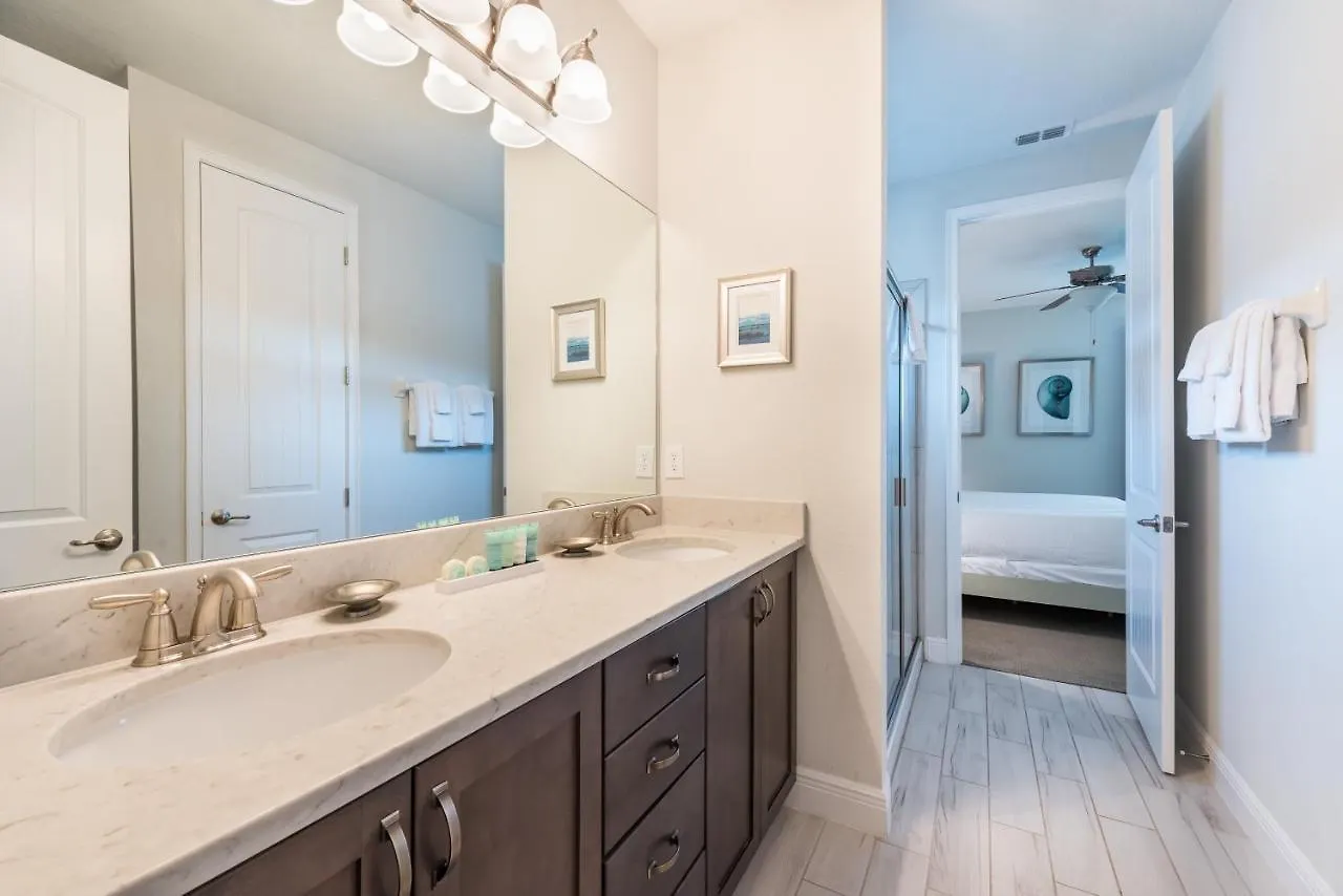 Beautiful Near By Rentyl With Private Pool, Media Room, Game & Amenities - 210c אורלנדו