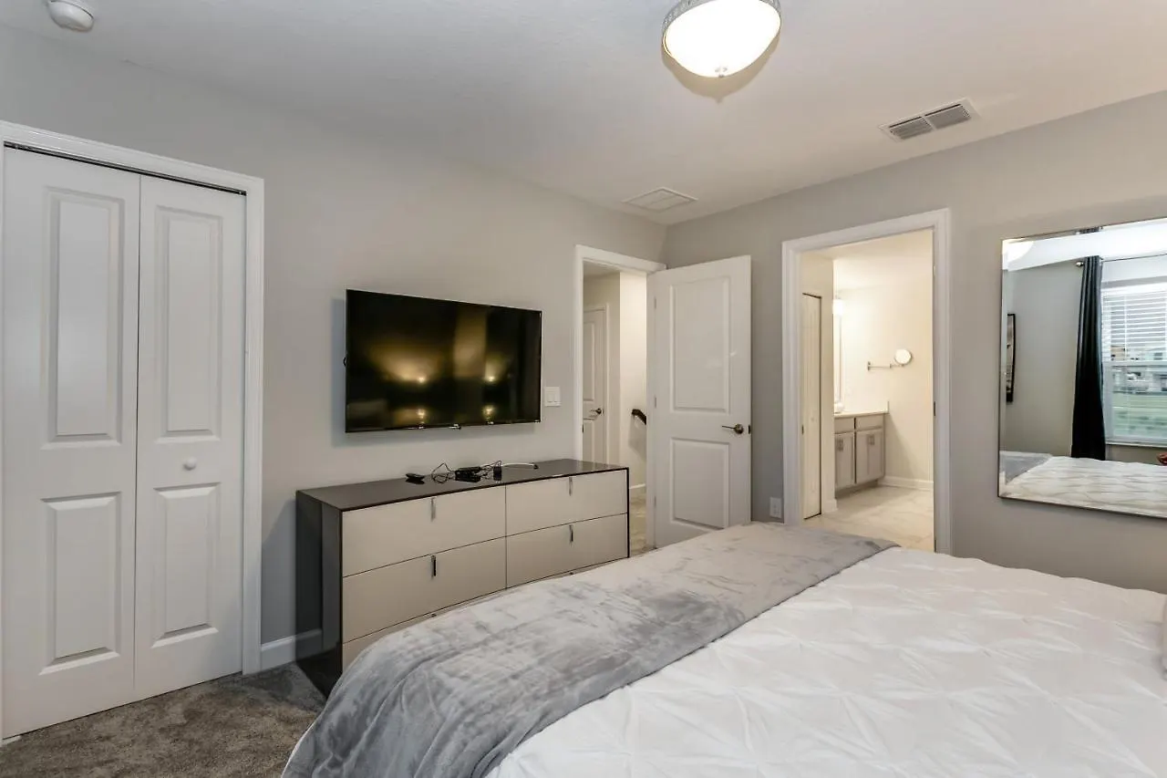 511pbeach Amazing Champions Gate 9 Bedroom 5 Bed *