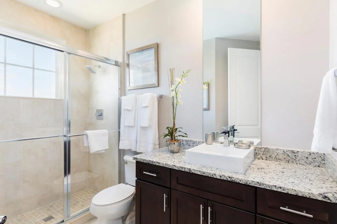 5 Bedroom 6 Ba Luxury 5 Min To Disneyworld Hot Tub & Bbq