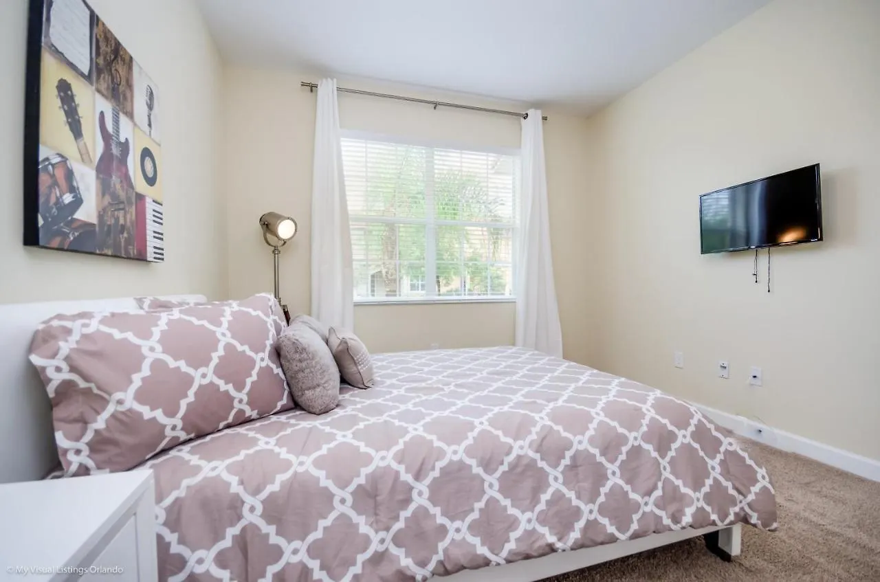 Fantastic 5 Bed 5 Bath With Pool Four Corners