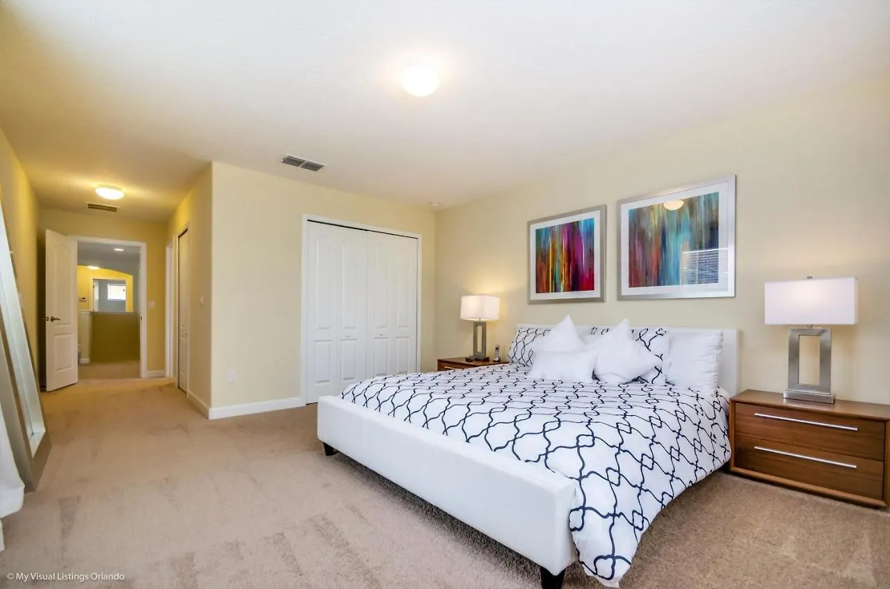 Fantastic 5 Bed 5 Bath With Pool Four Corners