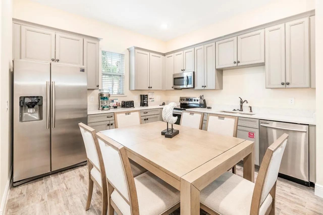 Sunny Yellow Near With Margaritaville Access - 3029sp Orlando