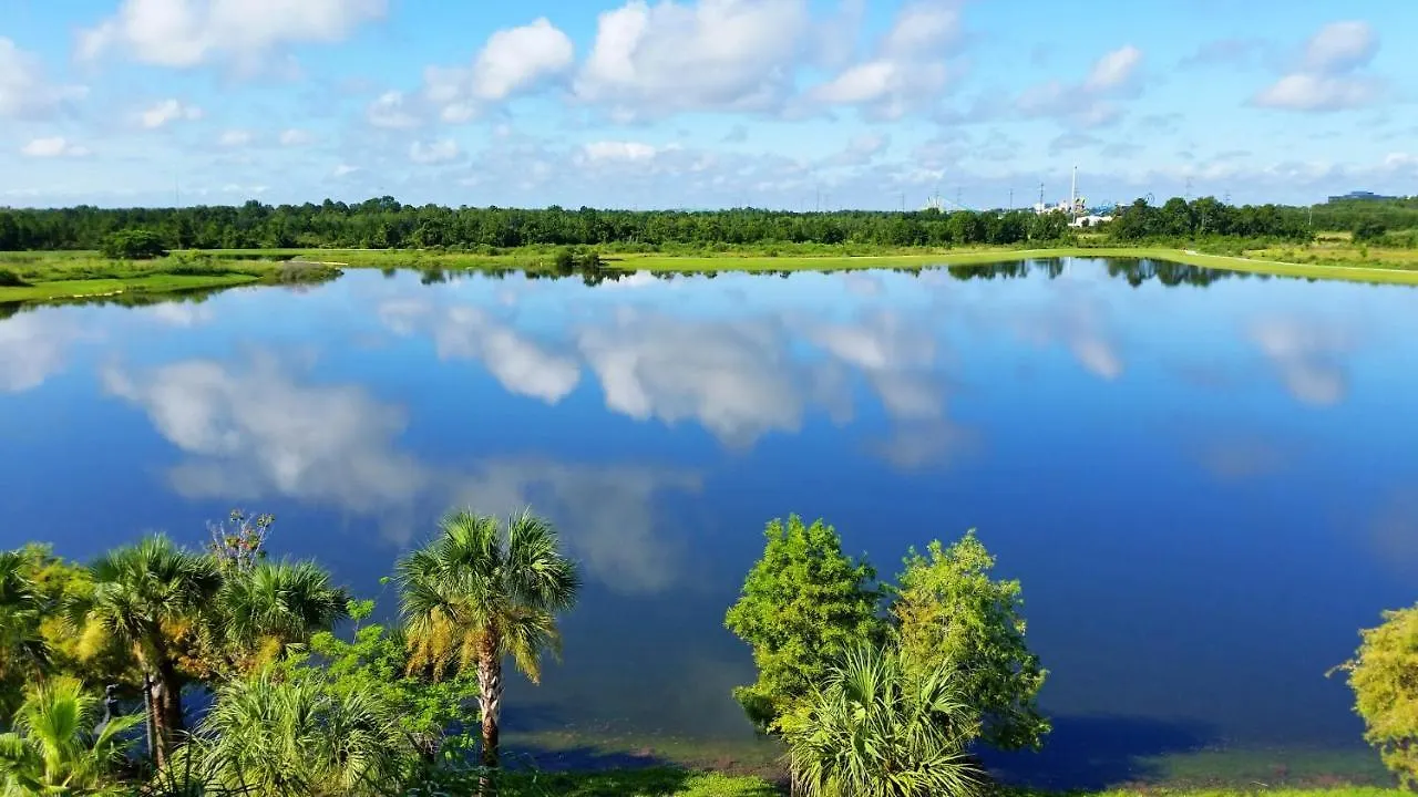 Beautiful Lakeview Wprivate Balcony * Kissimmee