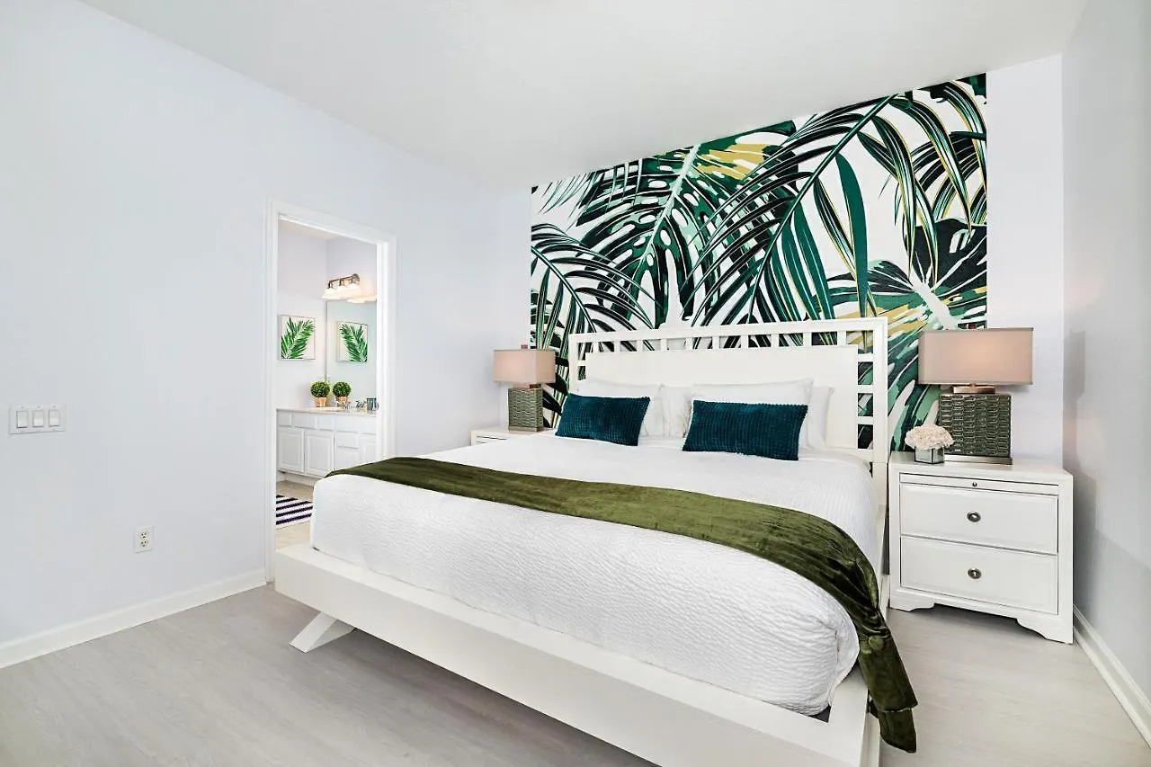 Updated Vista Cay Townhome, 10 Min From Universal
