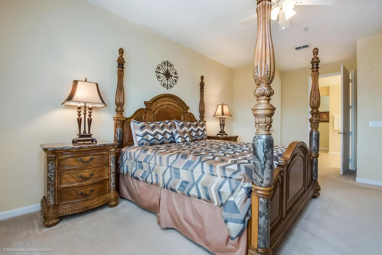 Beautiful Lakeview Wprivate Balcony * Kissimmee