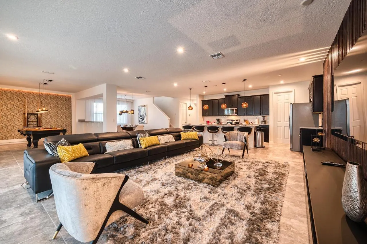 Elegant Brand New Nine Bedrooms House With Private Pool At Solara 8929