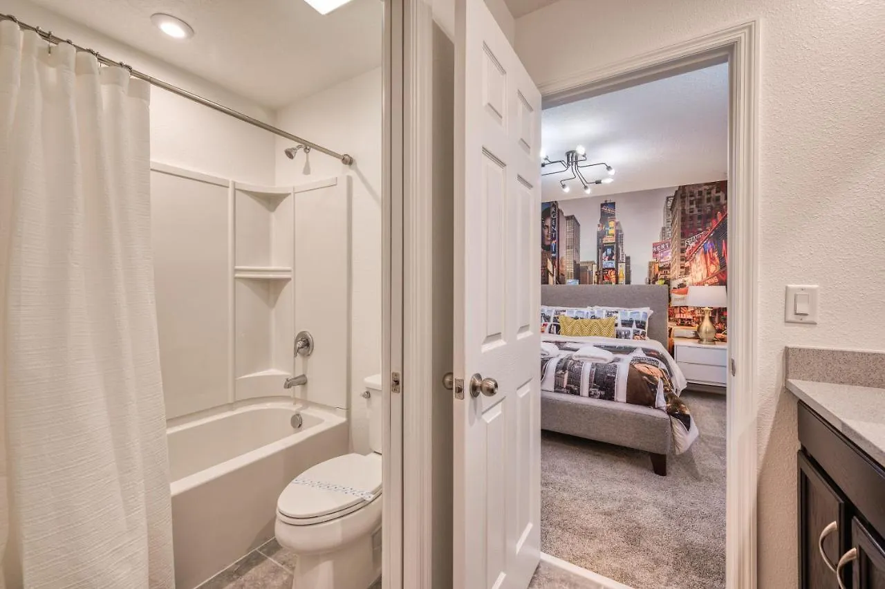 Elegant Brand New Nine Bedrooms House With Private Pool At Solara 8929 Orlando