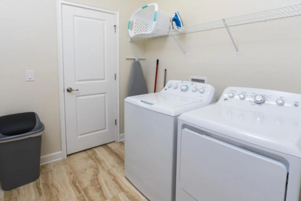 4722 Storey Lake, 5bd 5 Bath, Sleeps Up To 15 *