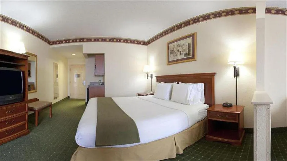 Holiday Express & International Airport By Ihg Orlando