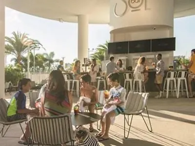 Universal's Aventura Semesteranläggning (resort)