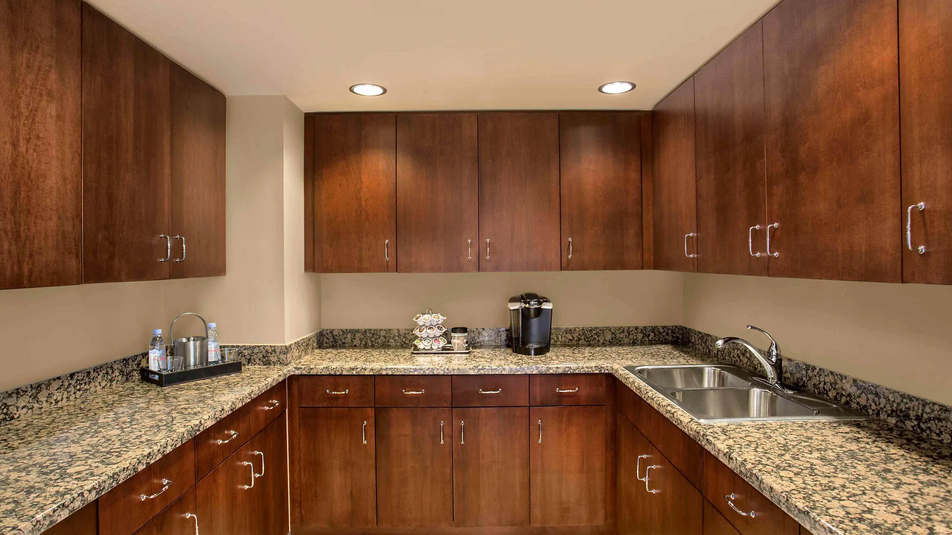 Signia By Hilton Orlando - An Official Walt World 5*