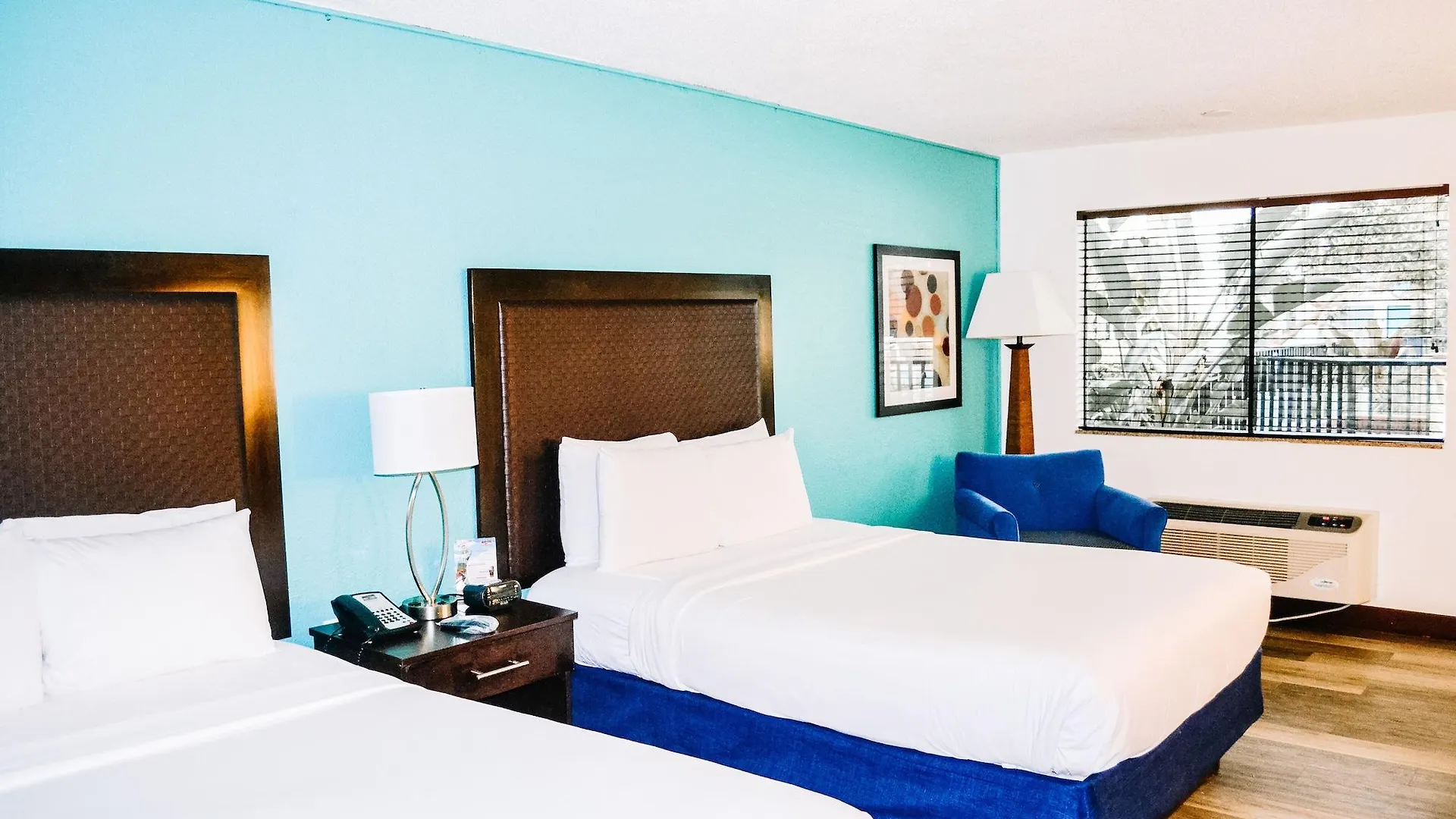 Coco Key & Water Park Resort 3*