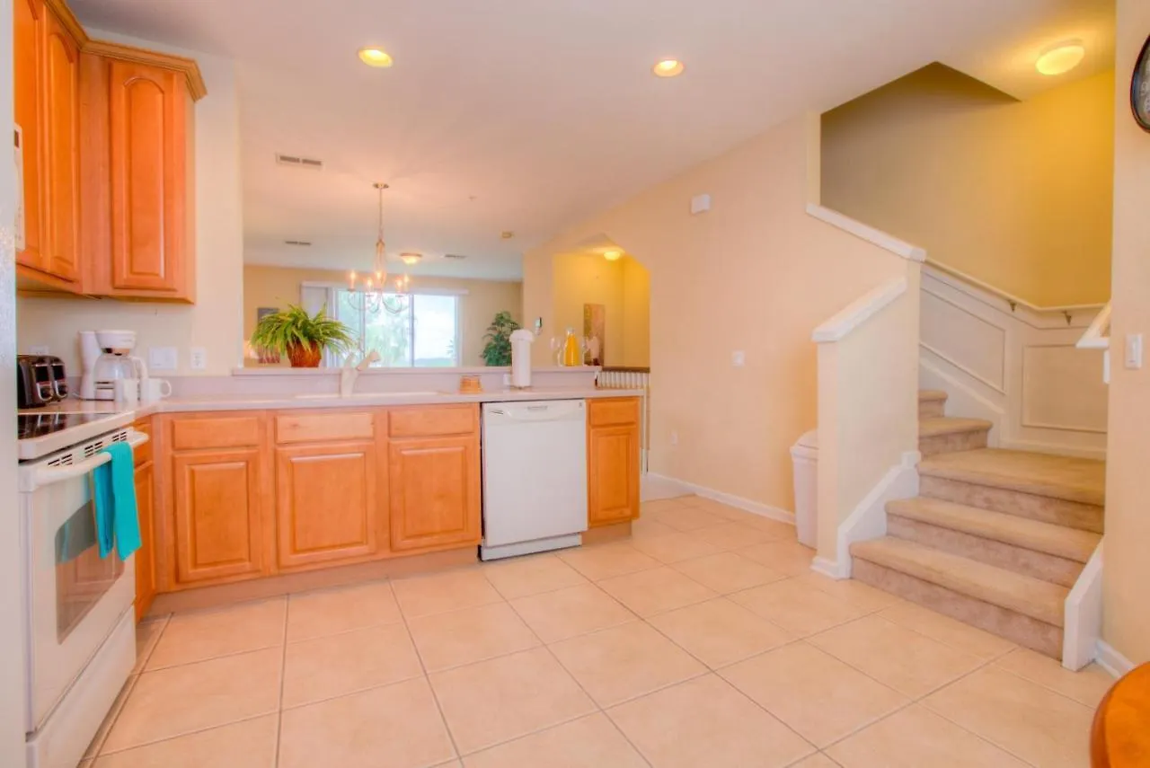 Gorgeous Townhome W Free Access * Orlando
