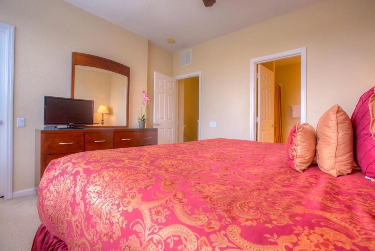 Dom wakacyjny Gorgeous Townhome W Free Access