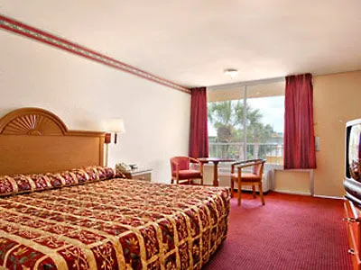 Howard Johnson By Wyndham Orlando-international Drive 2* Orlando