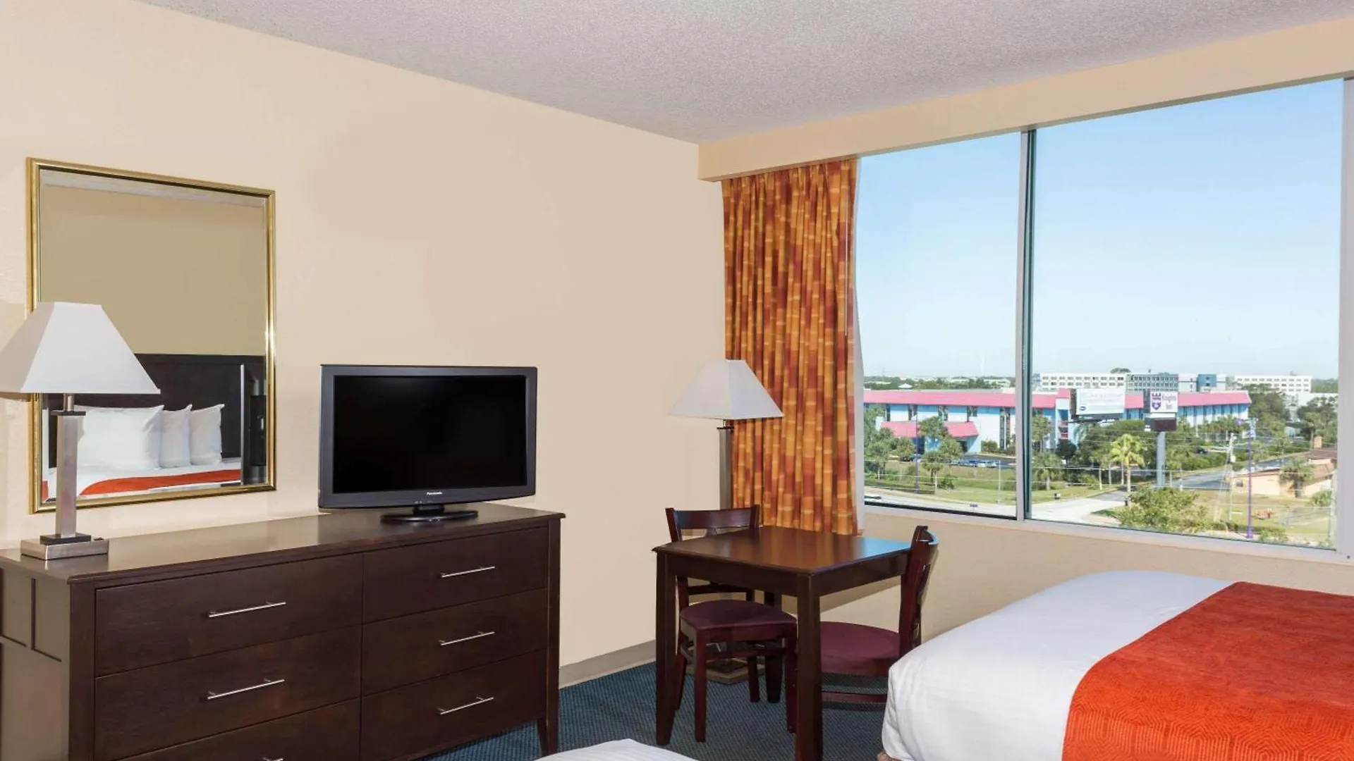 Ramada By Wyndham Kissimmee Gateway - Free Theme Park Shuttle 3* Four Corners
