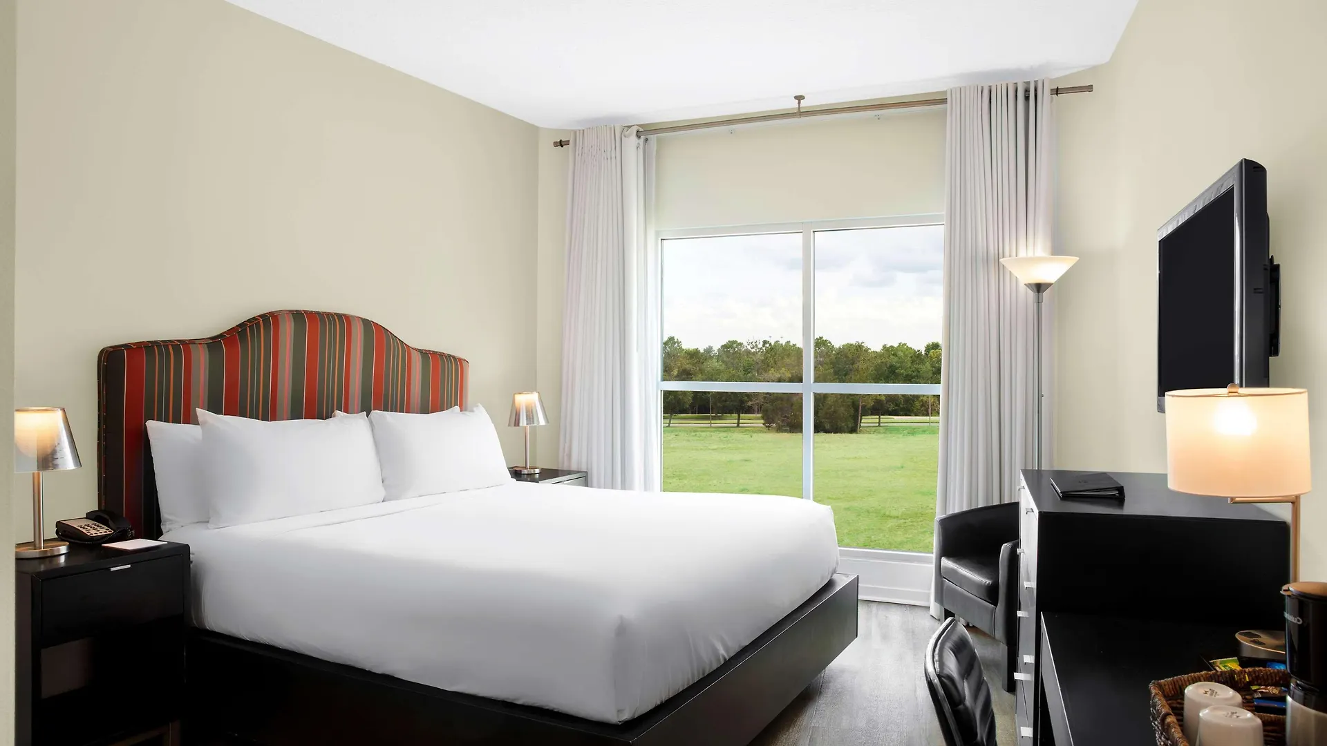 Meliá Orlando Resort 4*