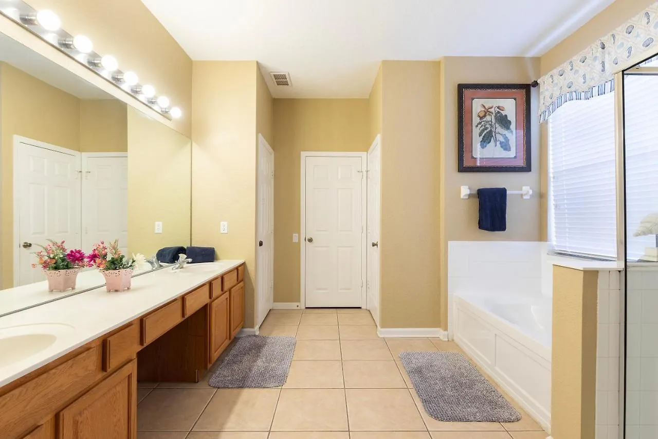 Windsor Hills Resort! 2 Miles To Disney! 6 Bedroom With Private Pool & Orlando