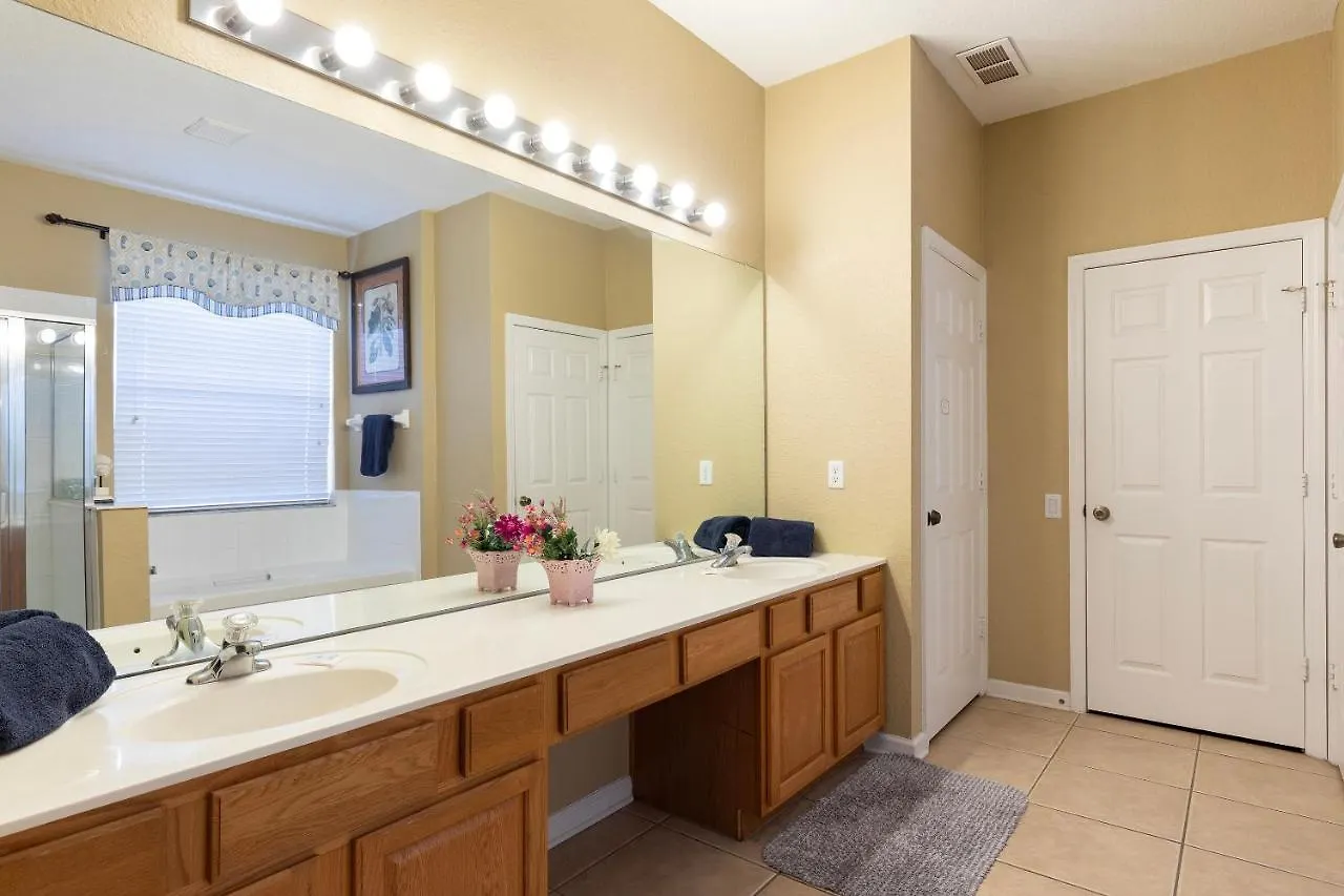 Windsor Hills Resort! 2 Miles To Disney! 6 Bedroom With Private Pool & Сasa de vacaciones