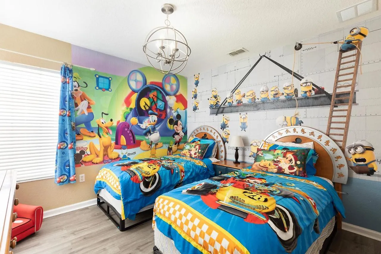 Windsor Hills Resort! 2 Miles To Disney! 6 Bedroom With Private Pool & Orlando