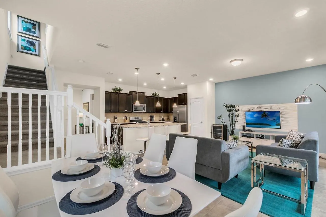 5 Bedrooms - 4,5 Bathrooms - Solterra 4643 Td Orlando