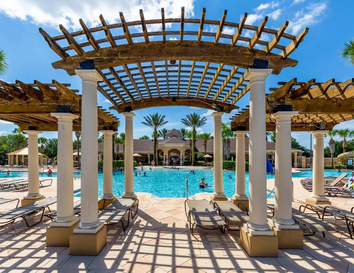 Luxurious - Just 2 Miles From #404 *