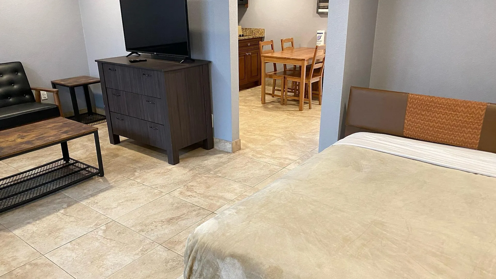 Resort Celebration Suites 3*