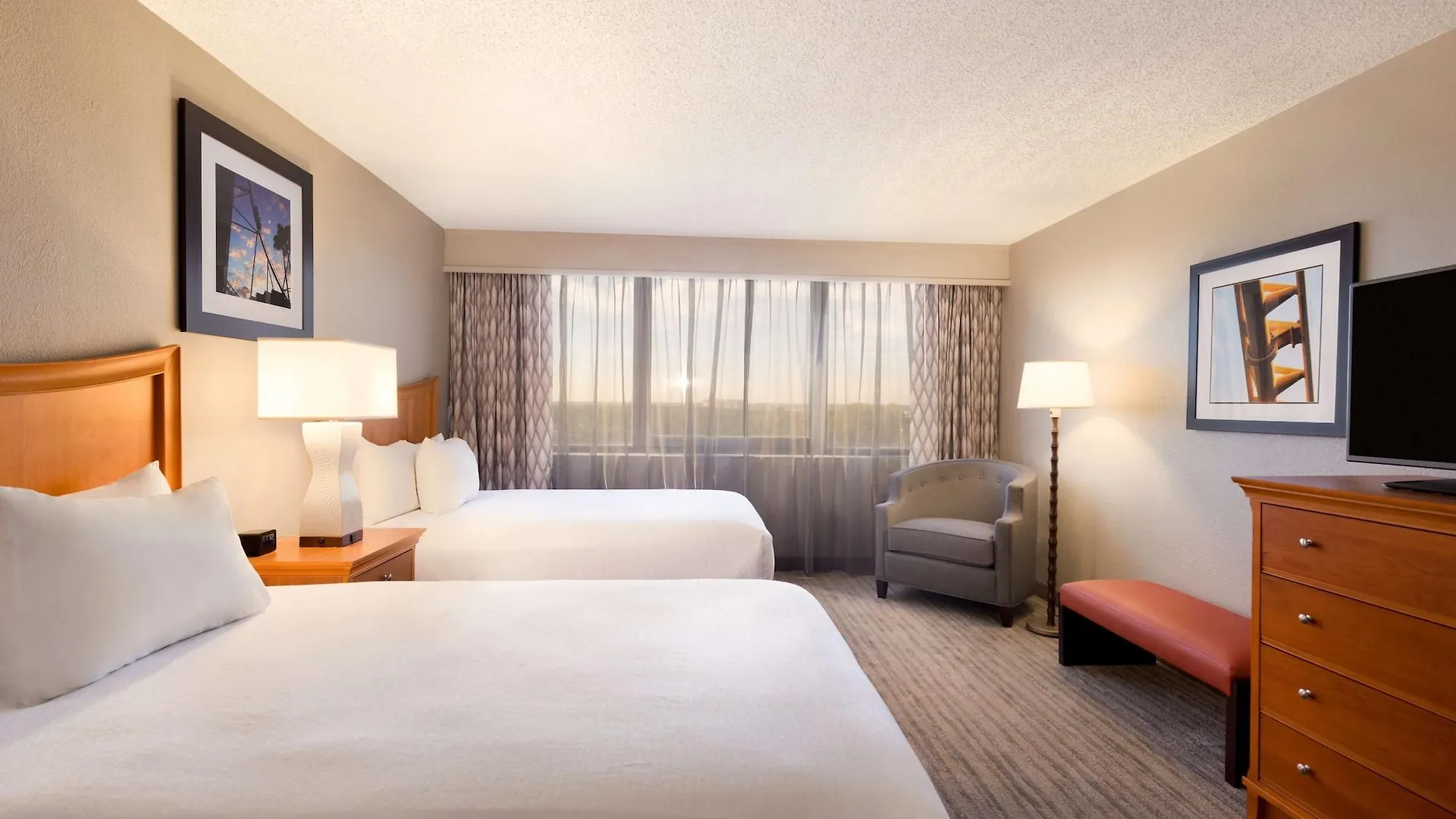 Hotell Embassy By Hilton Orlando International Drive Icon Park