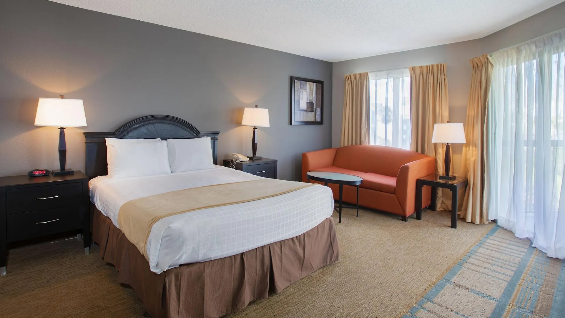 Enclave Suites, A Staysky & Near Universal 3* Orlando