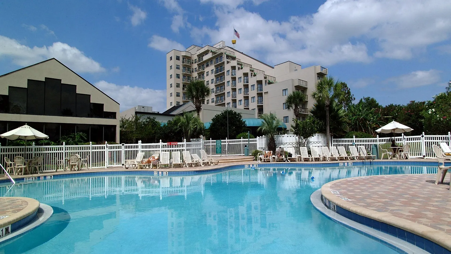 Enclave Suites, A Staysky & Near Universal Hotel 3*