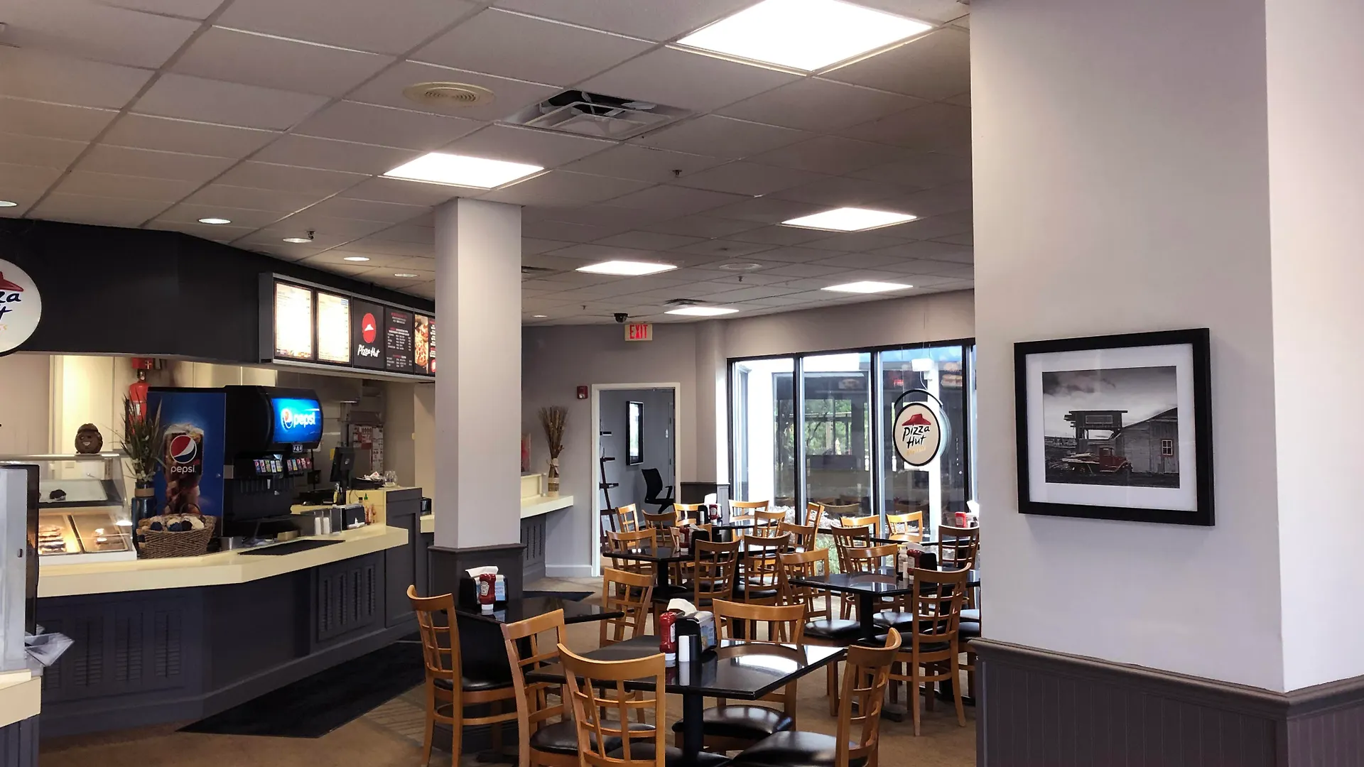 Hotel Enclave Suites, A Staysky & Near Universal Orlando
