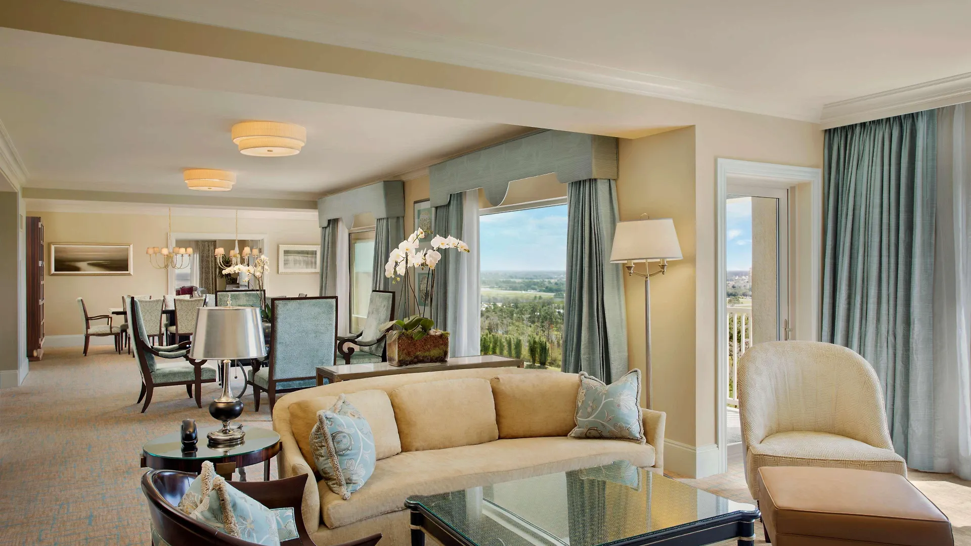 Waldorf Astoria Orlando - An Official Walt Disney World Semesteranläggning (resort)